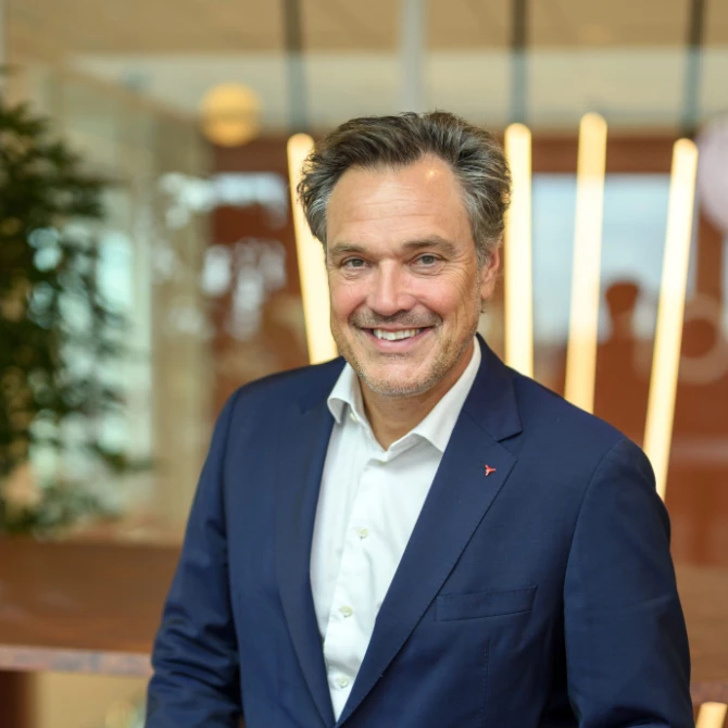 Andreas Tesch 